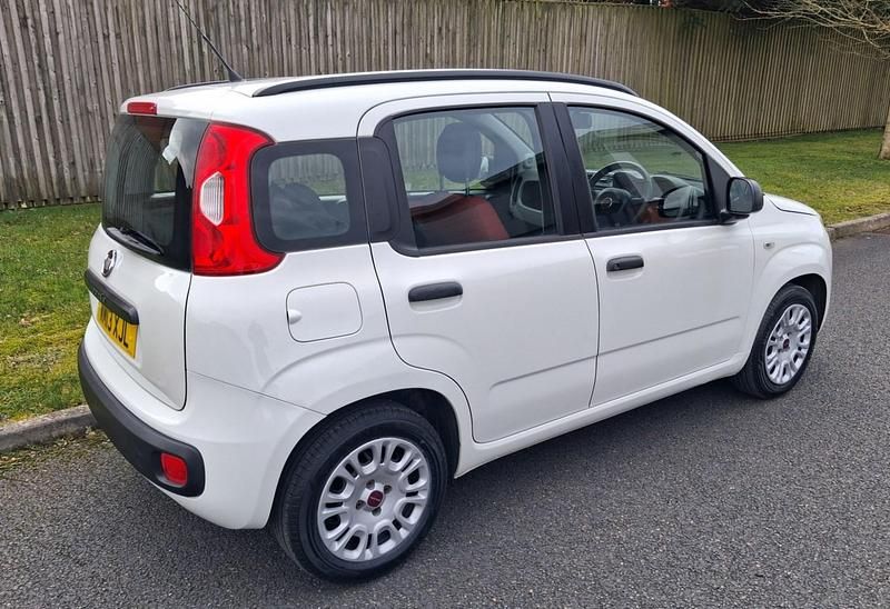 Used Fiat Panda Easy 69 HP (50 kW) 2013 White Hatchback