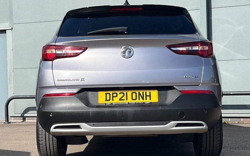 Used Vauxhall Grandland X SRi 131 HP (96 kW) 2021 SUV