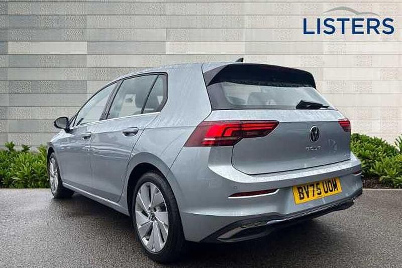 Used VW Golf VIII 150 HP (110 kW) 2025