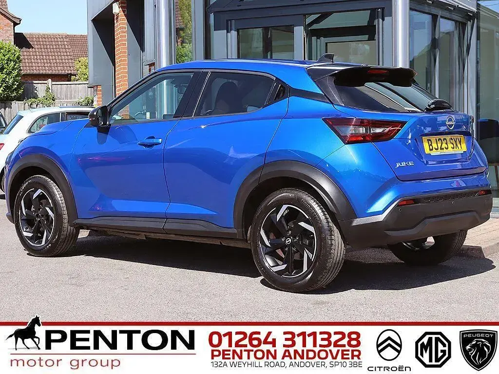Used Nissan Juke N-Connecta 114 HP (83 kW) 2023 Blue SUV