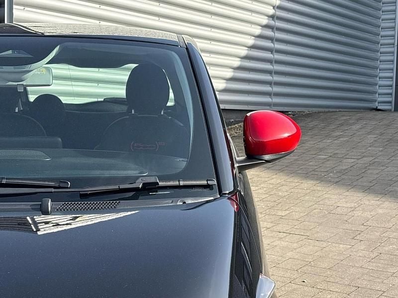 Used Fiat 500e Red 69 kW (94 HP) 2022 Black Hatchback