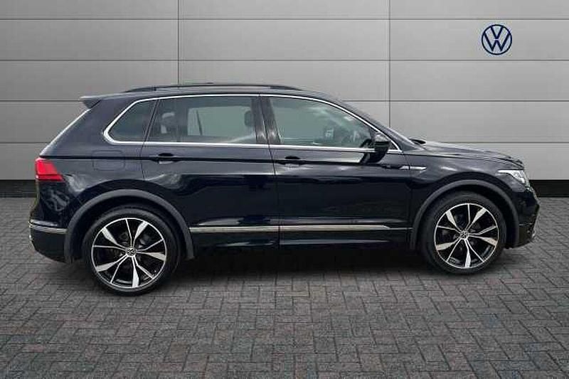 Used VW Tiguan R-line 150 HP (110 kW) 2023 Black SUV