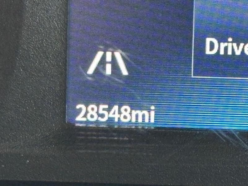 Used Maxus V90 163 HP (119 kW) 2023 Silver Van