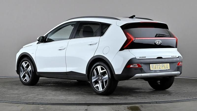 Used Hyundai Bayon Premium 100 HP (73 kW) 2023 White SUV