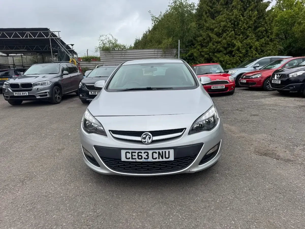 Used Vauxhall Astra 2013 Silver Hatchback
