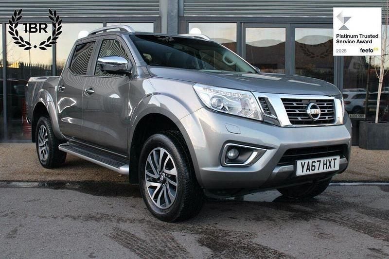 Grey Used 2017 Nissan Navara Tekna Pickup | £16,490 (Good price) - Image 1/4