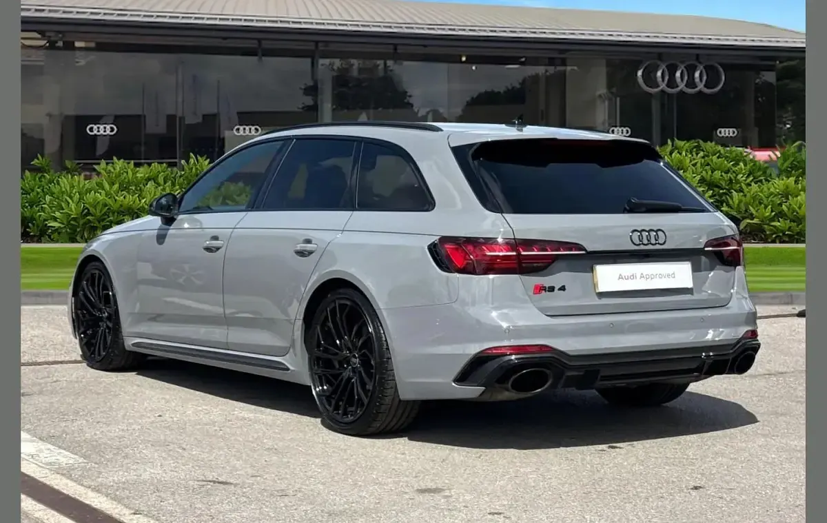 Used Audi RS4 Black Edition 450 HP (330 kW) 2023 Grey Estate