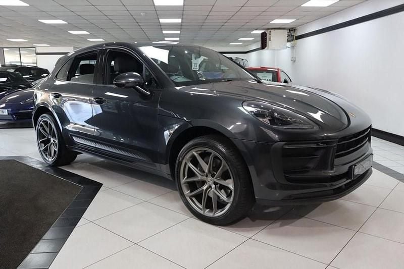 Used Porsche Macan 265 HP (194 kW) 2021 Grey SUV