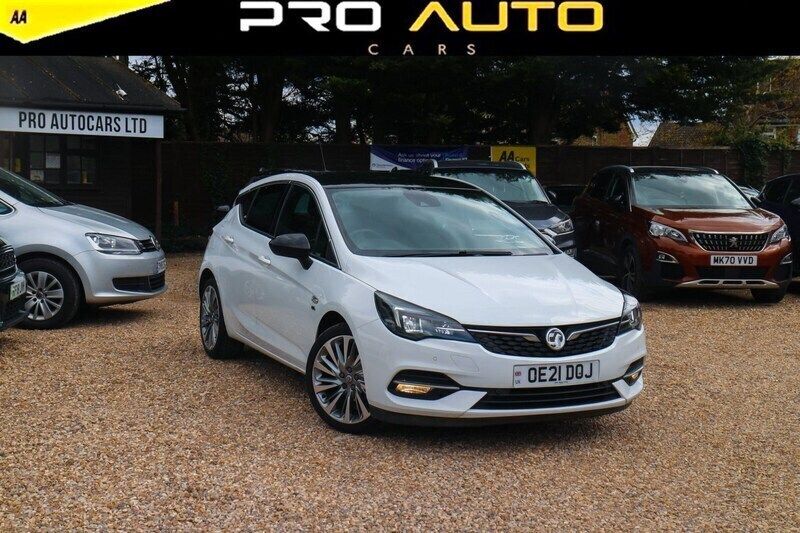White Used 2021 Vauxhall Astra Edition Hatchback | £11,700 (Good price) - Image 1/4
