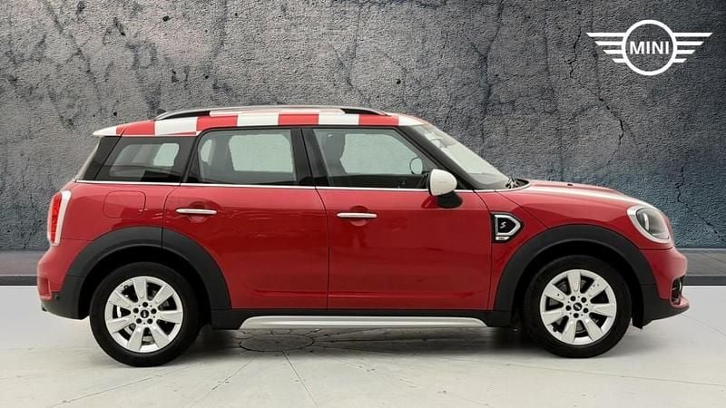 Używany Mini Cooper S Countryman 189 KM (139 kW) 2018 Czerwony SUV
