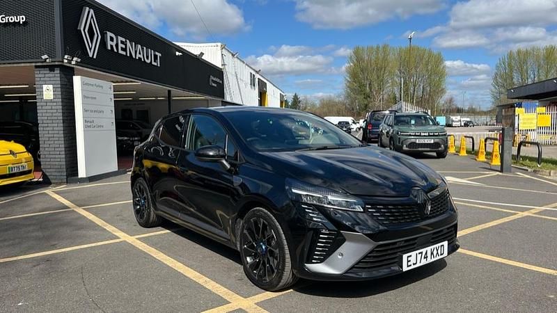 Used Renault Clio V Esprit Alpine 143 HP (105 kW) 2024 Metallic  diamond black  Hatchback