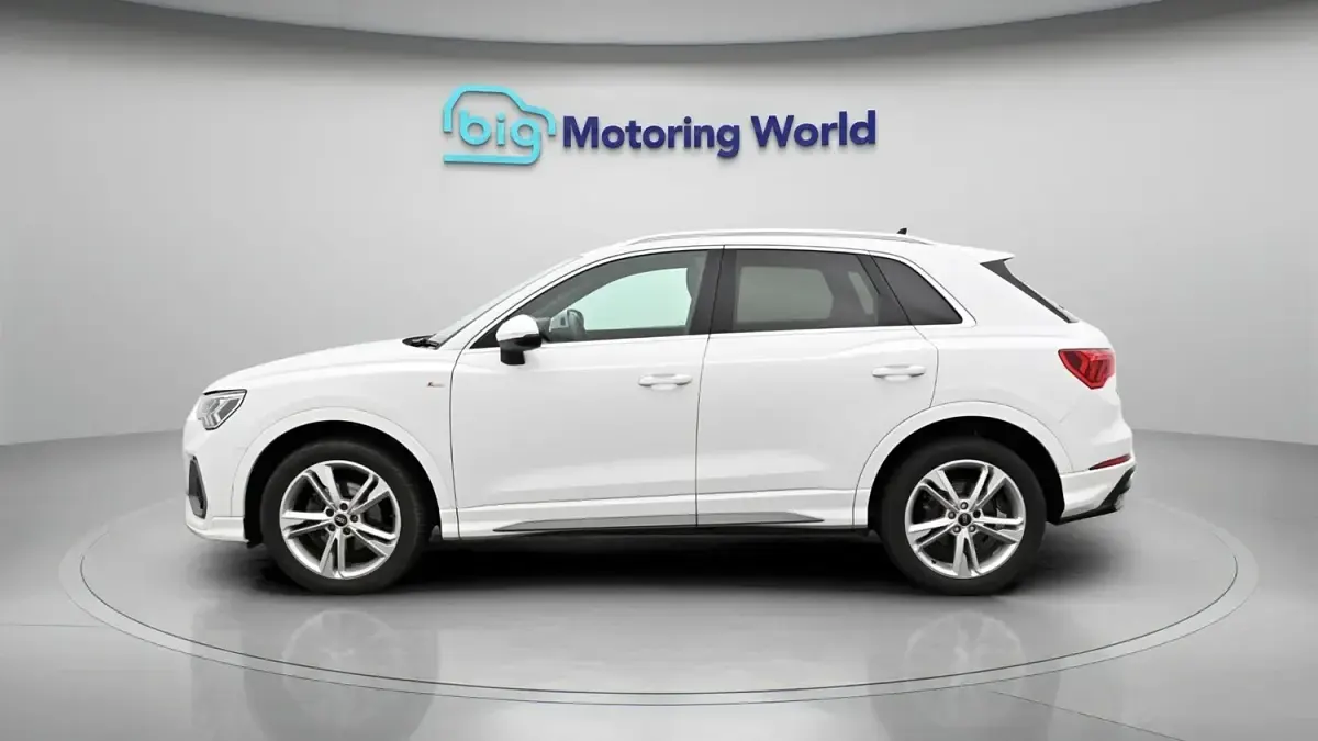 Used Audi Q3 S-Line 150 HP (110 kW) 2020 White SUV