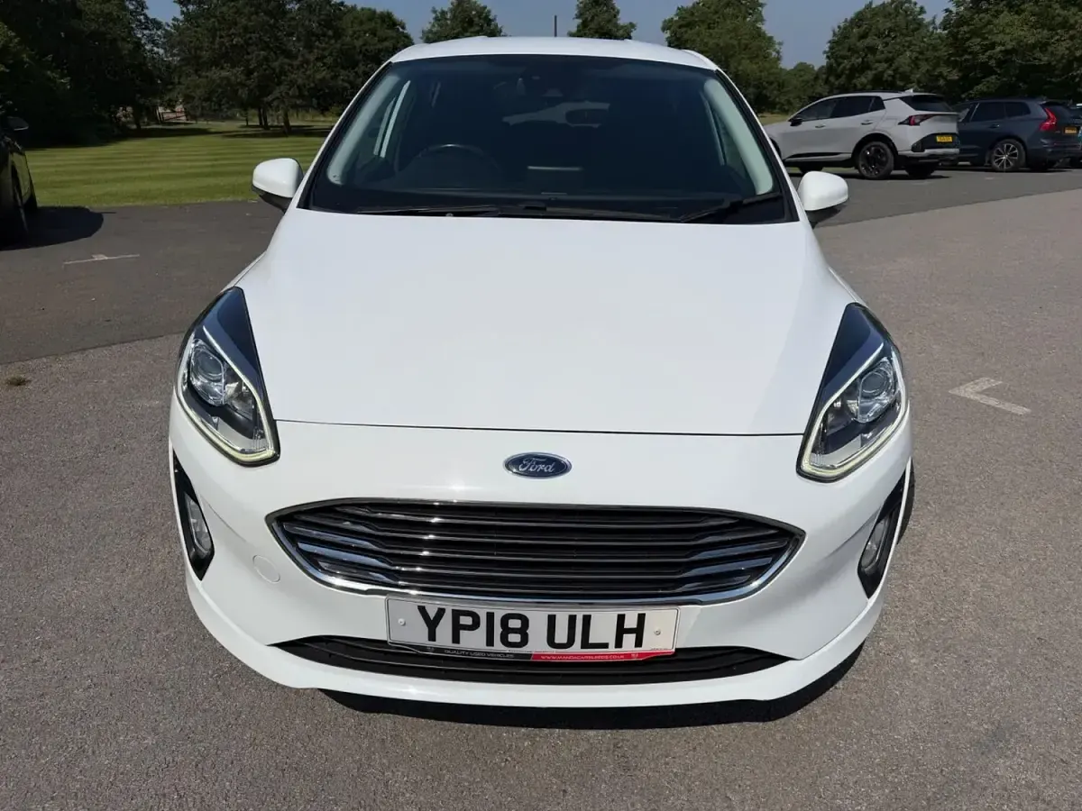 Used Ford Fiesta Titanium 2018 White Hatchback