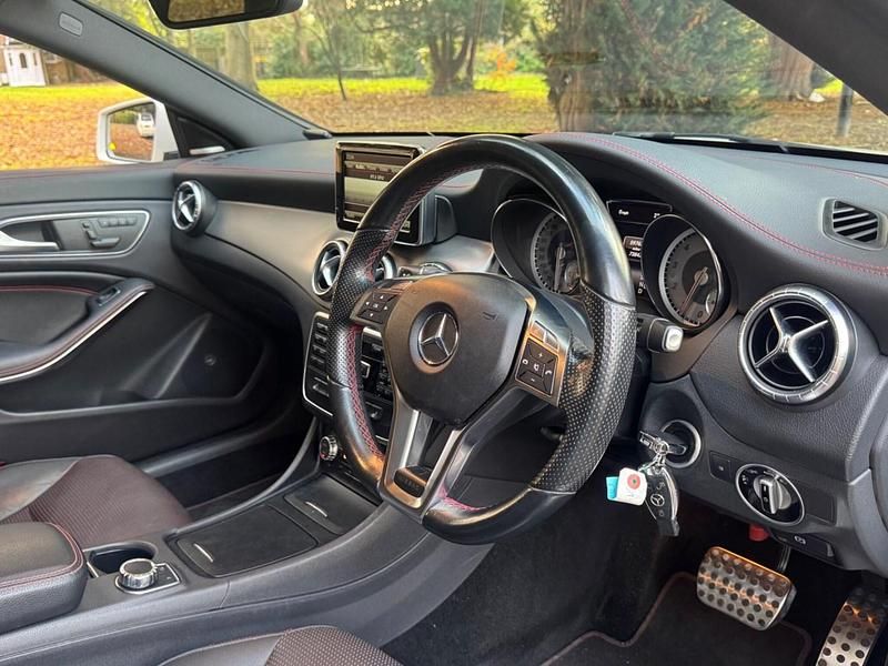 Used Mercedes CLA250 AMG 218 HP (160 kW) 2025 White Sedan