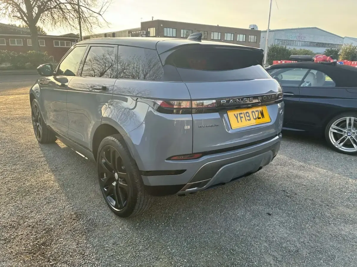 Usado Land Rover Range Rover evoque First Edition 2019 Gris SUV