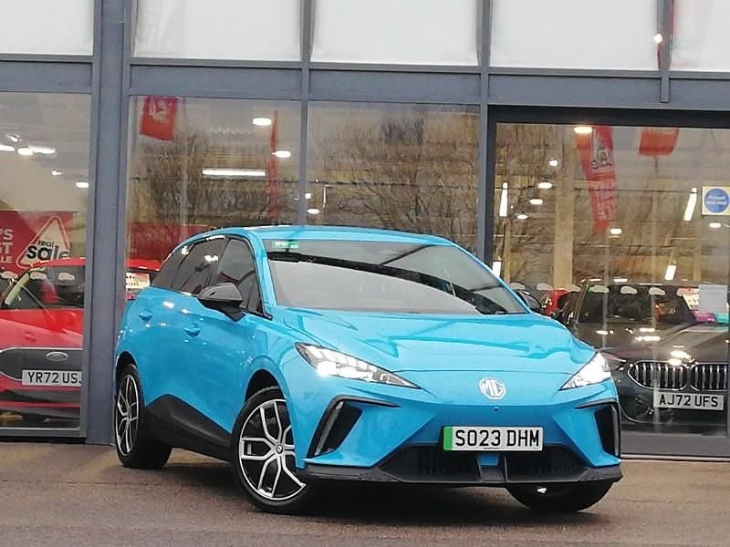 Blue Used 2023 MG MG4 EV Trophy Hatchback | £16,498 (Fair price) - Image 1/4
