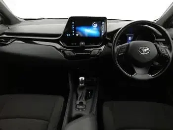 Used Toyota C-HR 122 HP (89 kW) 2019 Red SUV