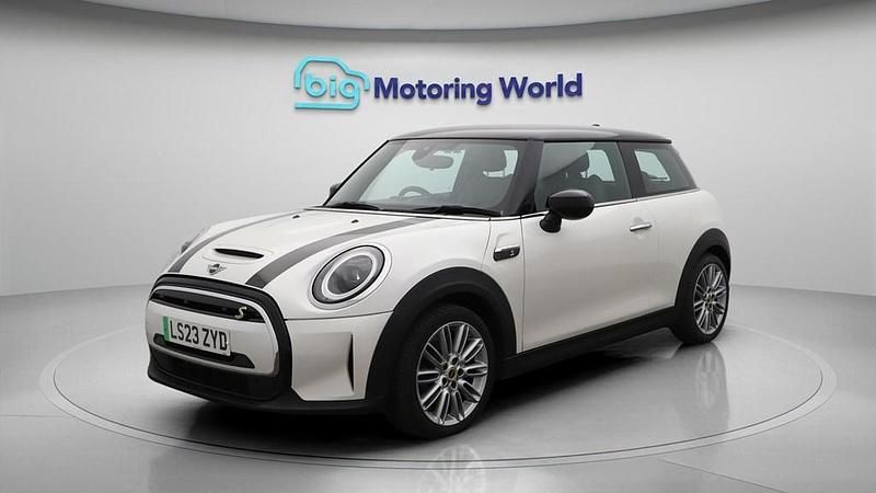 Used Mini Cooper SE Hatch 135 kW (184 HP) 2023 Hatchback