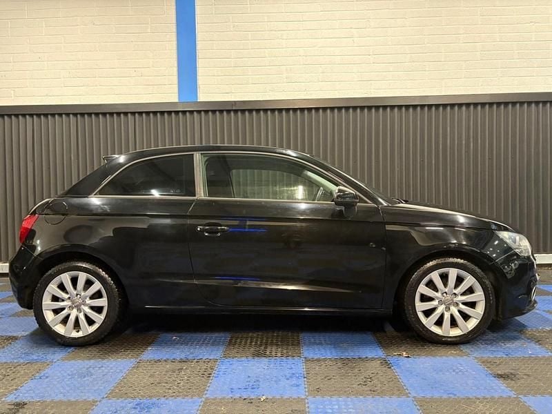 Used Audi A1 Sport 105 HP (77 kW) 2012 Black Hatchback