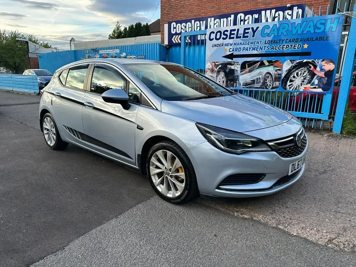 Used Vauxhall Astra 2017 Silver Hatchback
