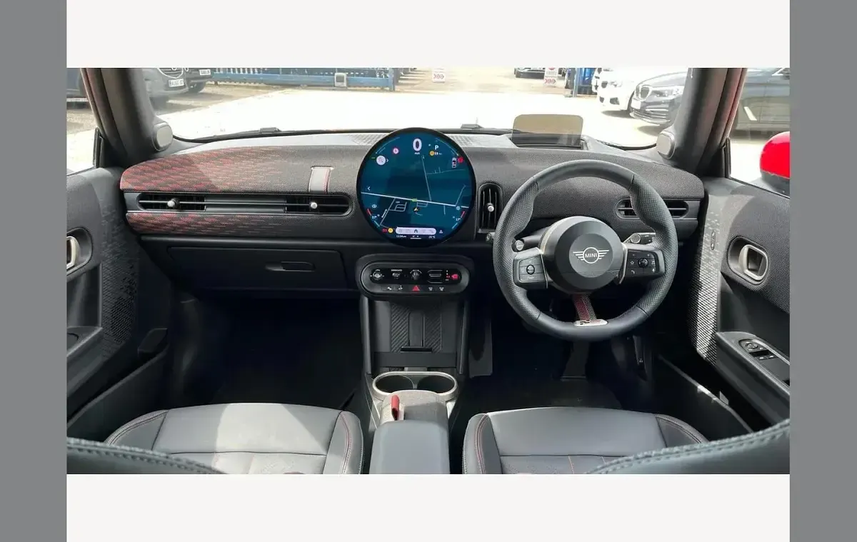 Used Mini Cooper Sport 200 HP (147 kW) 2024 Black Hatchback
