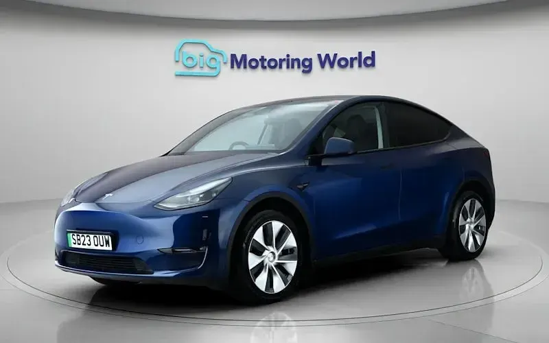 Used Tesla Model Y Long Range AWD 286 kW (389 HP) 2025 SUV