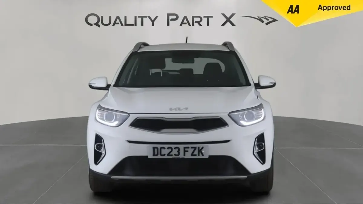 Usado Kia Stonic 2023 Blanco SUV