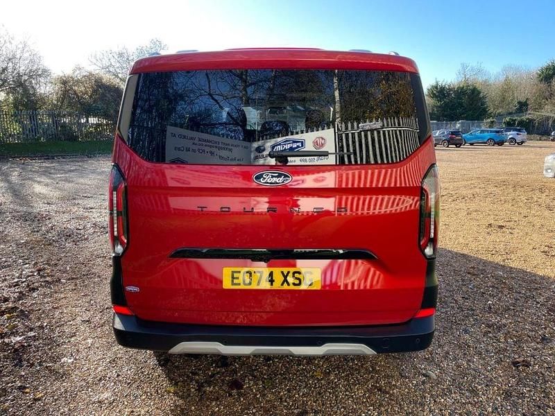 Used Ford Tourneo Active 170 HP (125 kW) 2024 Red MPV