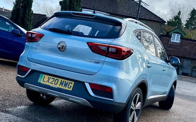 Used MG ZS Exclusive 105 kW (143 HP) 2020 Blue Hatchback