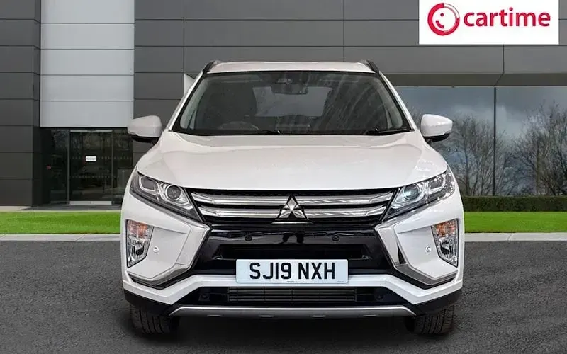 Used Mitsubishi Eclipse Cross 163 HP (119 kW) 2019 White SUV