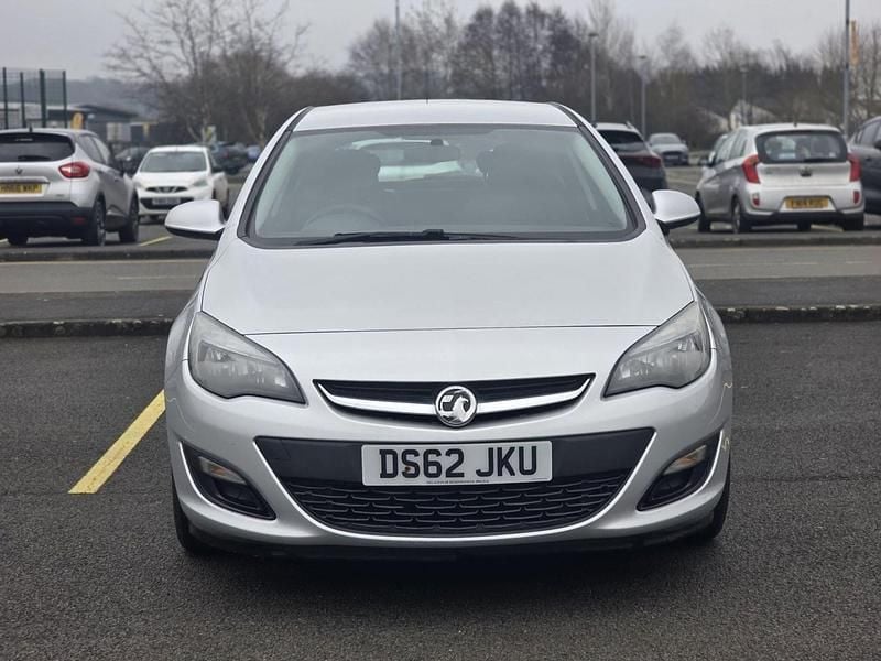 Used Vauxhall Astra 2012 Silver Hatchback