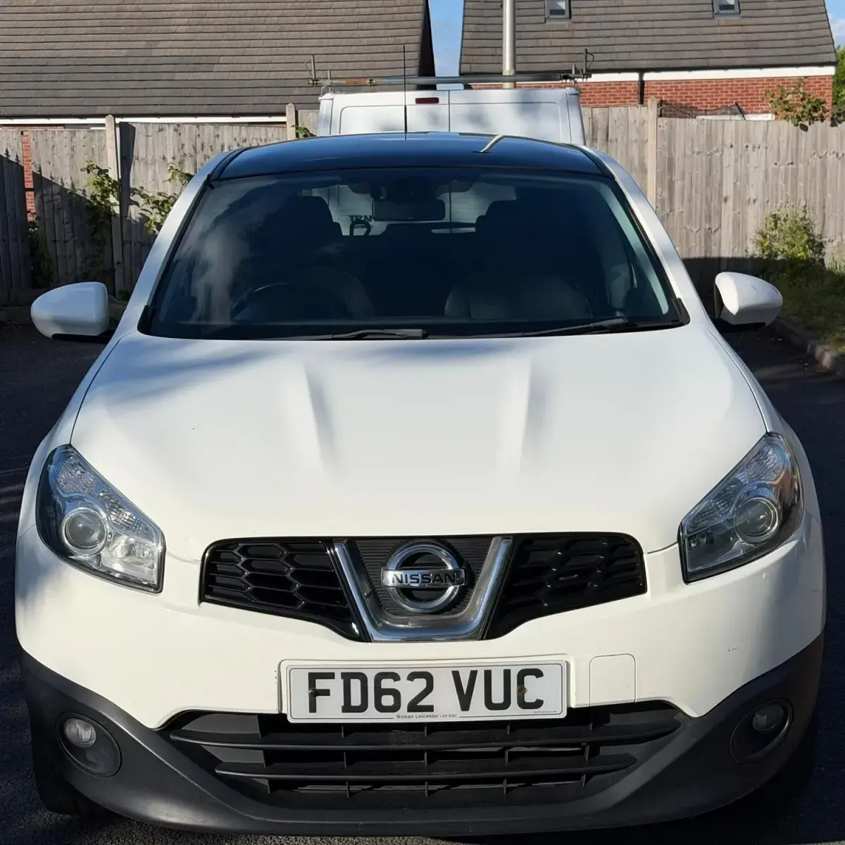 Second-hand Nissan Qashqai +2 Acenta 117 CP (86 kW) 2013 Alb SUV