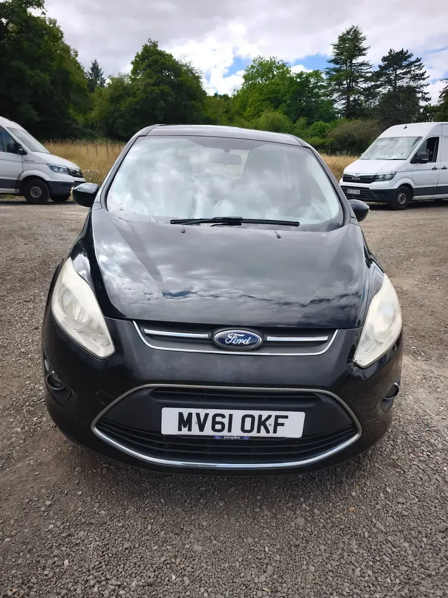 Used Ford Grand C-Max Zetec 123 HP (90 kW) 2011 Black MPV