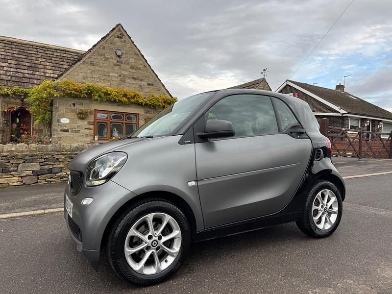 Used Smart ForTwo Coupé Passion 71 HP (52 kW) 2018 Black Coupe