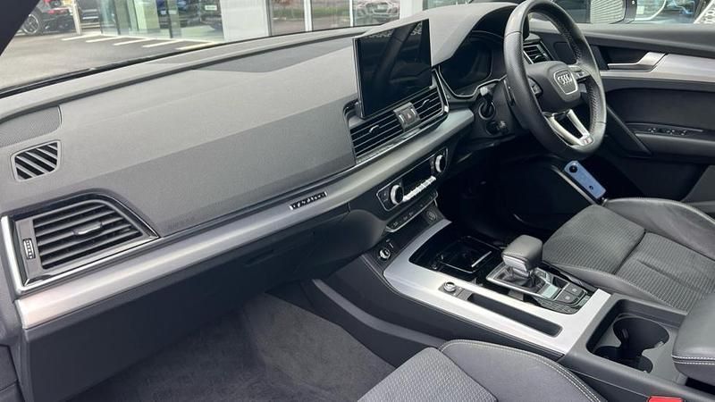 Used Audi Q5 S-Line 265 HP (194 kW) 2022 Black SUV