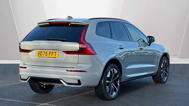 New Volvo XC60 Plus 349 HP (256 kW) 2025 SUV