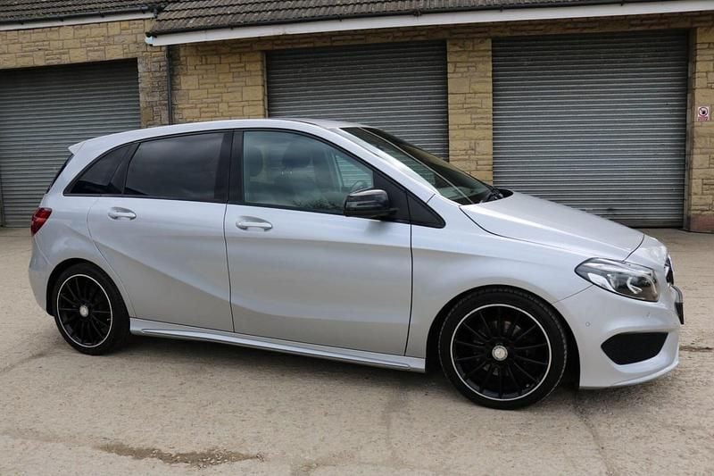 Used Mercedes B200 AMG Line Premium 2016 Silver MPV