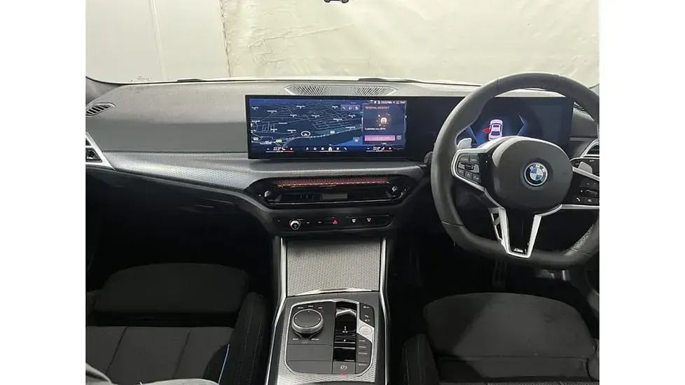 Used BMW 330 M Sport 288 HP (211 kW) 2025 White