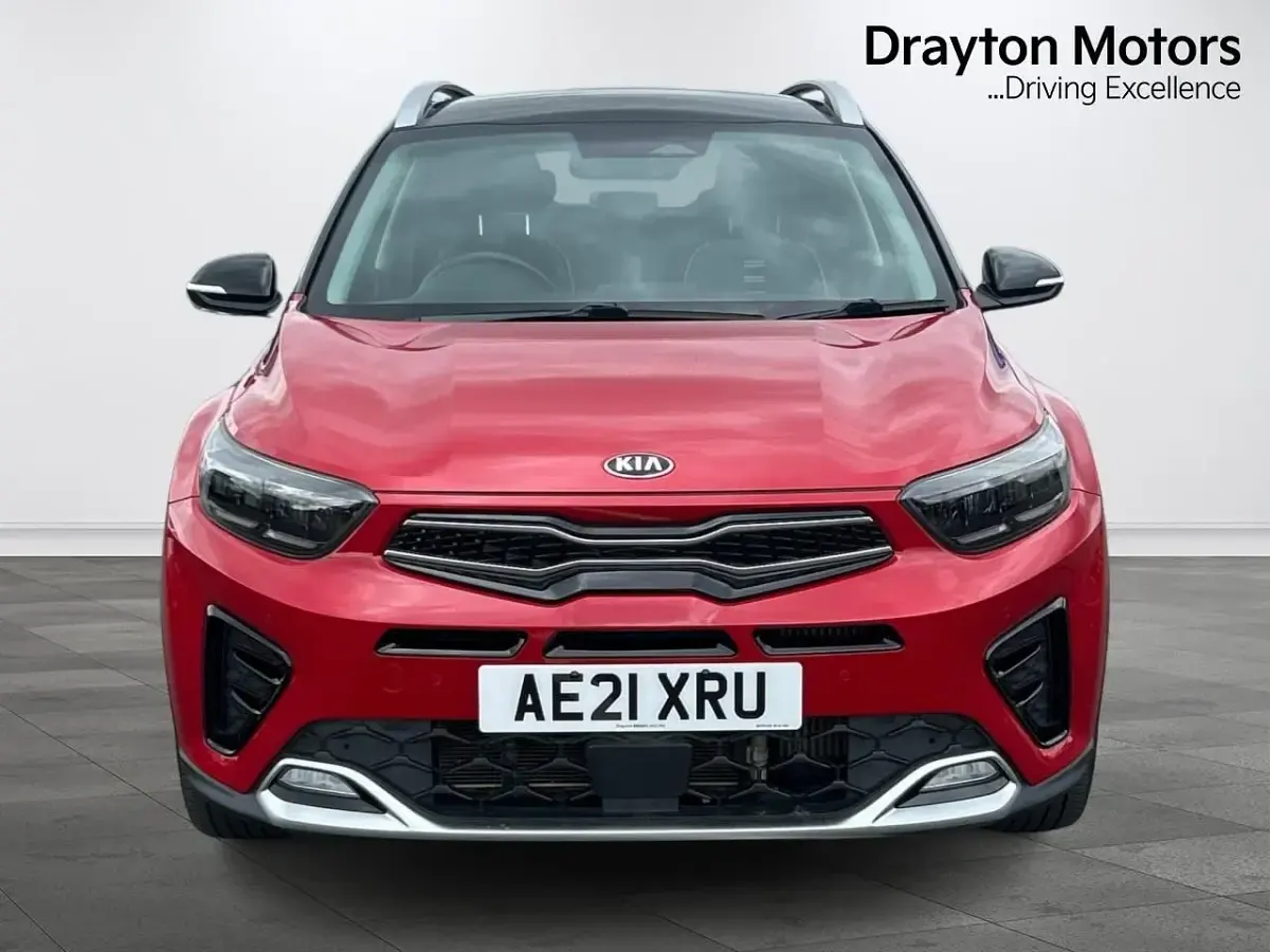 Usado Kia Stonic GT-Line S 118 HP (86 kW) 2021 Vermelho SUV