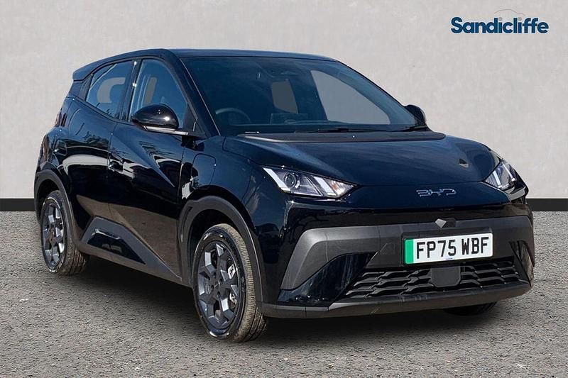 New BYD Dolphin 42 kW (58 HP) 2025 Metallic  polar night black Hatchback