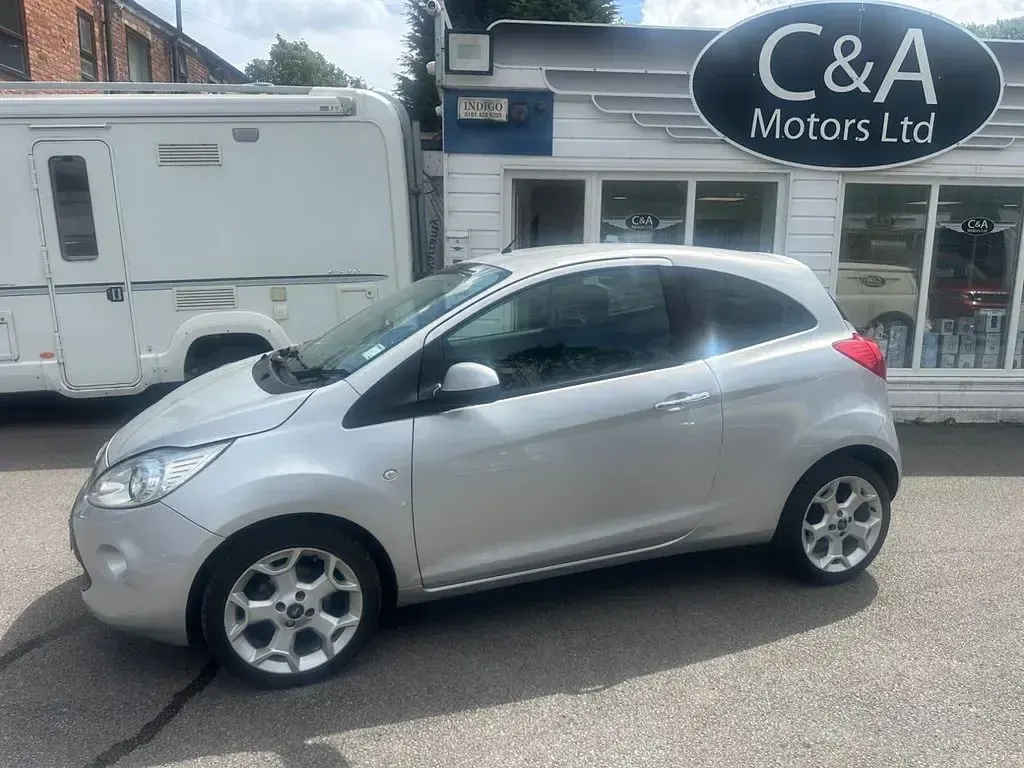 Used Ford Ka Titanium 69 HP (50 kW) 2013 Silver Hatchback