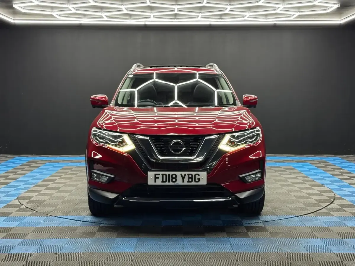 Used Nissan X-Trail Tekna 130 HP (95 kW) 2018 Red SUV