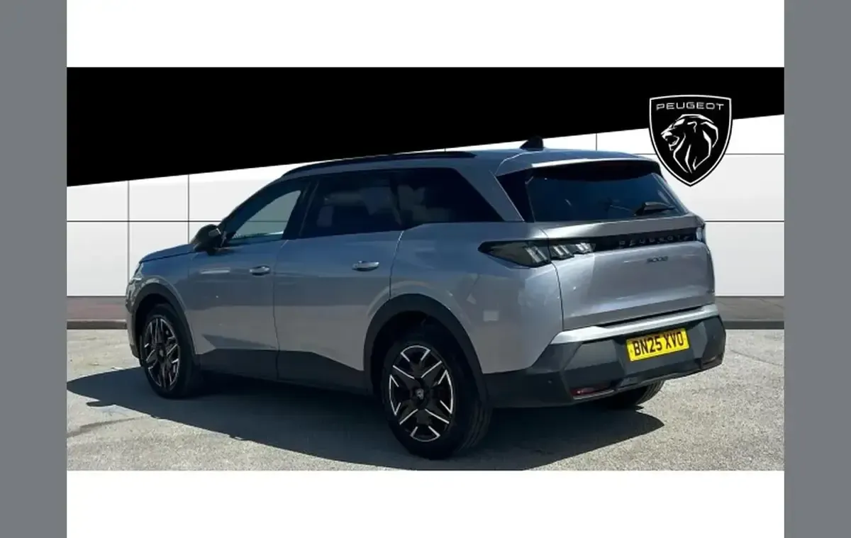 Used Peugeot 5008 Allure 134 HP (98 kW) 2025 Grey SUV