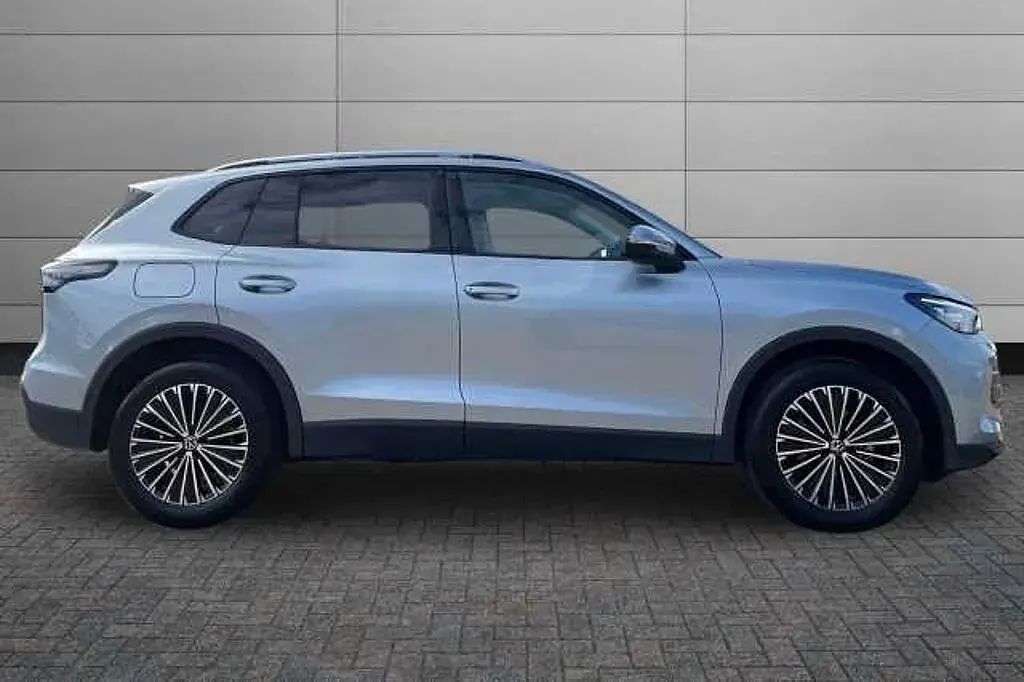 New VW Tiguan 150 HP (110 kW) 2026 SUV