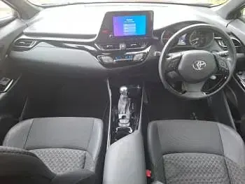 Used Toyota C-HR Design 122 HP (89 kW) 2023 Purple SUV