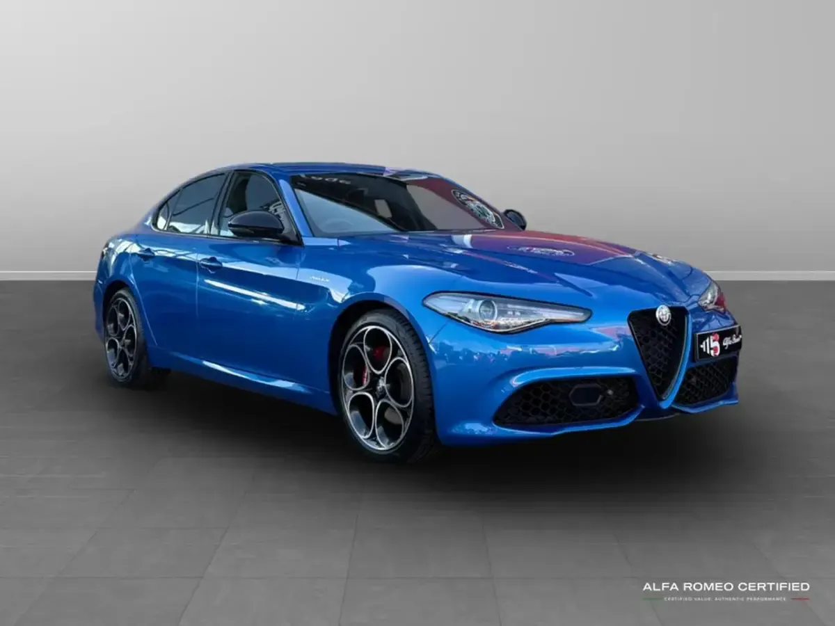 Used Alfa Romeo Giulia Veloce 276 HP (202 kW) 2022 Blue Sedan