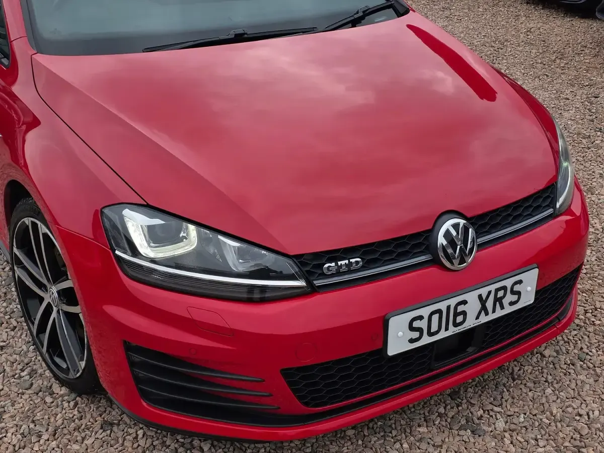 Used VW Golf VII GTD 184 HP (135 kW) 2016 Red Hatchback