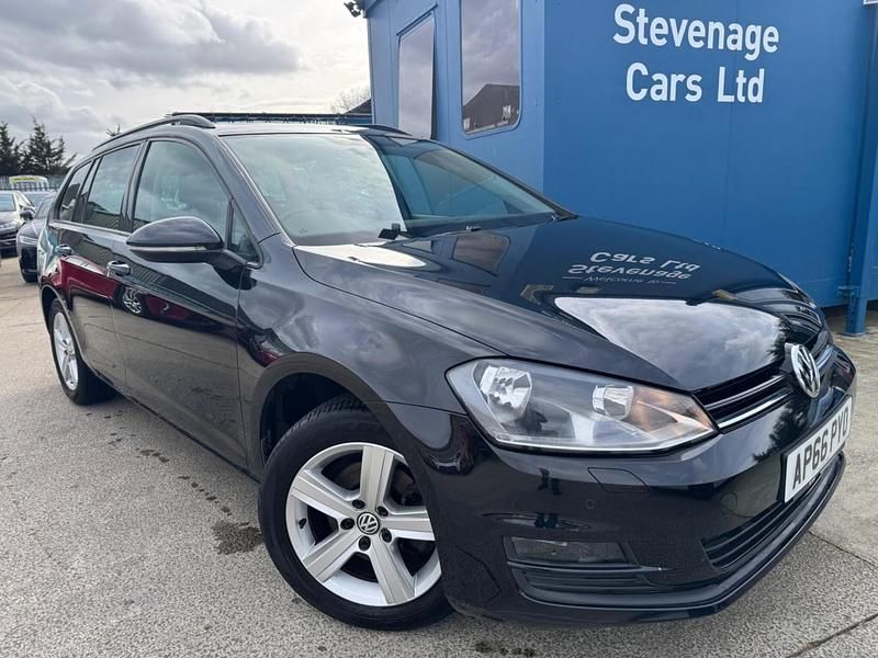 Begagnad VW Golf VII Edition 125 HK (91 kW) 2017 Svart Kombi