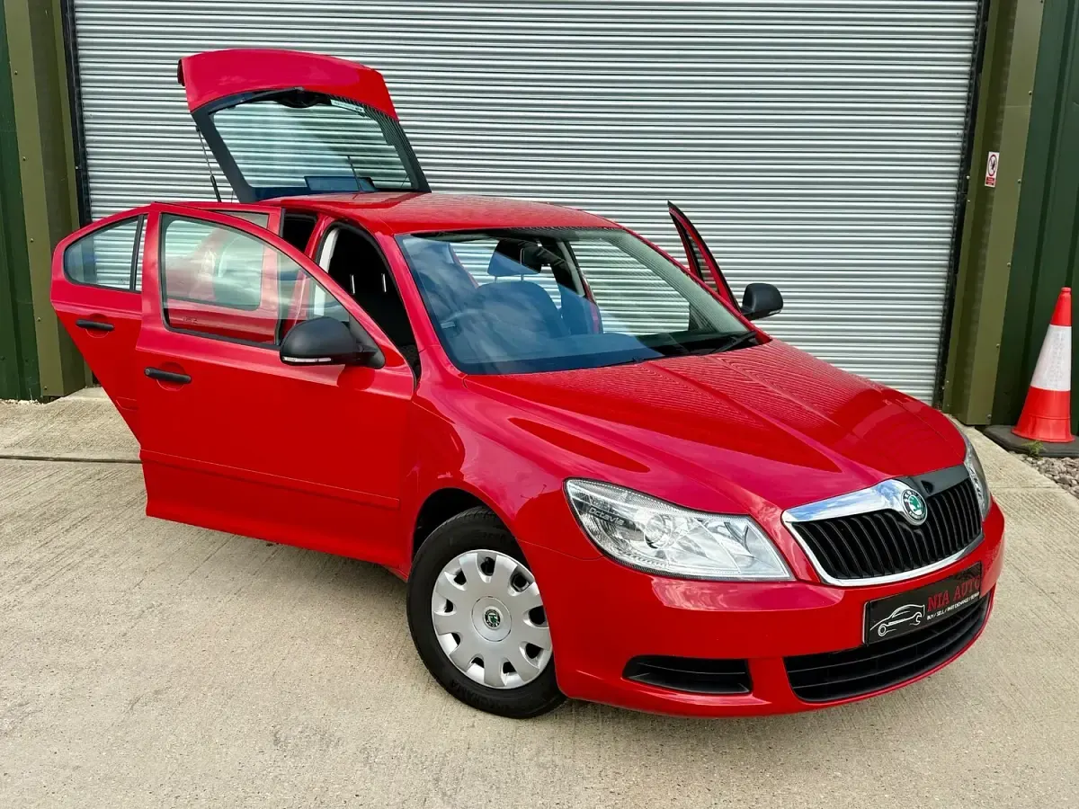 Used Skoda Octavia 2012 Red Hatchback