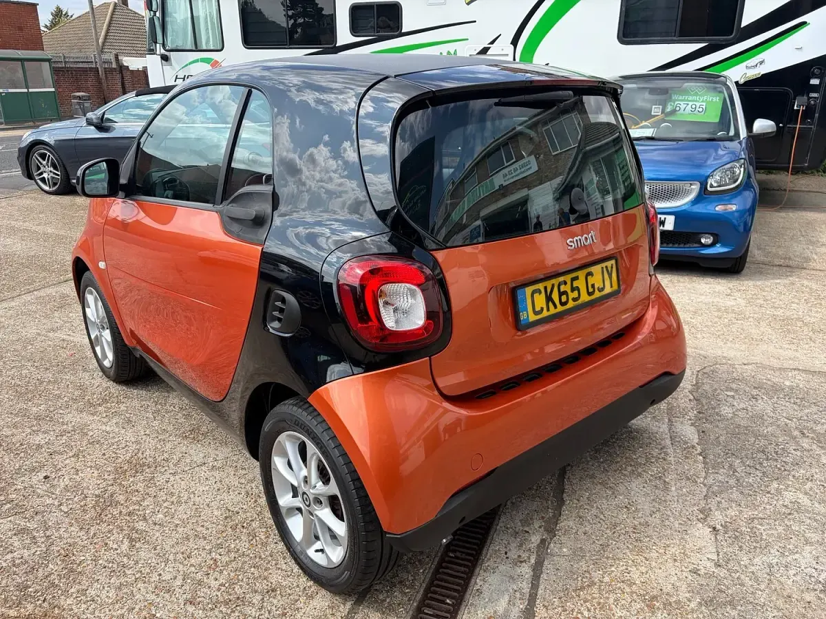 Used Smart ForTwo Coupé Passion 71 HP (52 kW) 2015 Orange Coupe